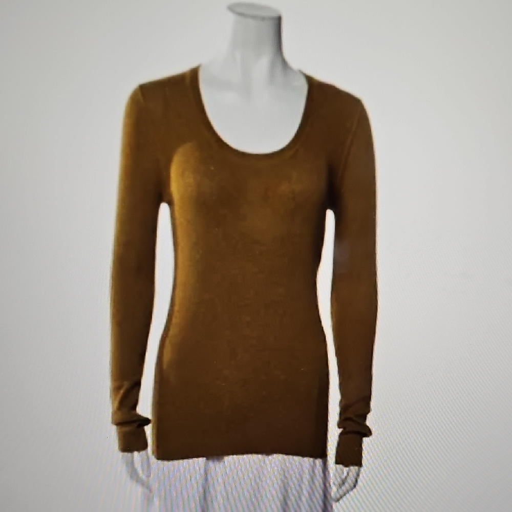 Dolce & Gabbana Mustard Scoop Neck Long Sleeve Sweater